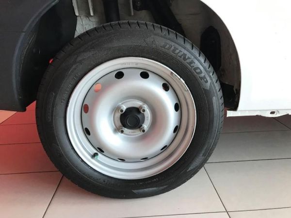2024-Nissan-NP200-16 image:5