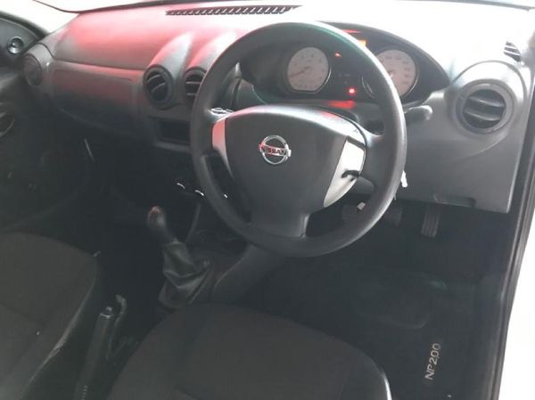 2024-Nissan-NP200-16 image:6