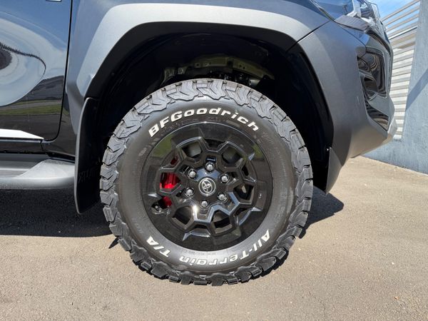 2026-Toyota-Hilux-2026-Toyota-Hilux-28-GD-6-GR-SPORT-Double-Cab-4x4 image:13
