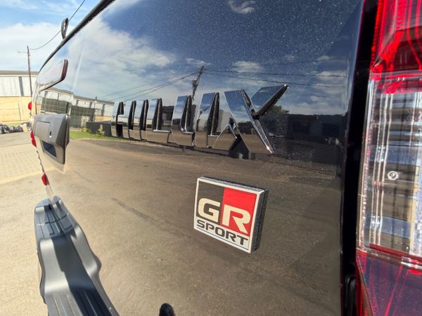 2026-Toyota-Hilux-2026-Toyota-Hilux-28-GD-6-GR-SPORT-Double-Cab-4x4 image:18