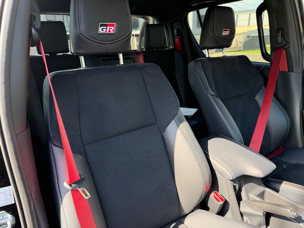 2026-Toyota-Hilux-2026-Toyota-Hilux-28-GD-6-GR-SPORT-Double-Cab-4x4 image:24