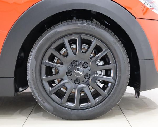 2020-MINI-Hatch-Cooper-Auto image:12