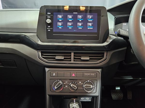 2025-Volkswagen-T-Cross-10-TSI-Auto image:10