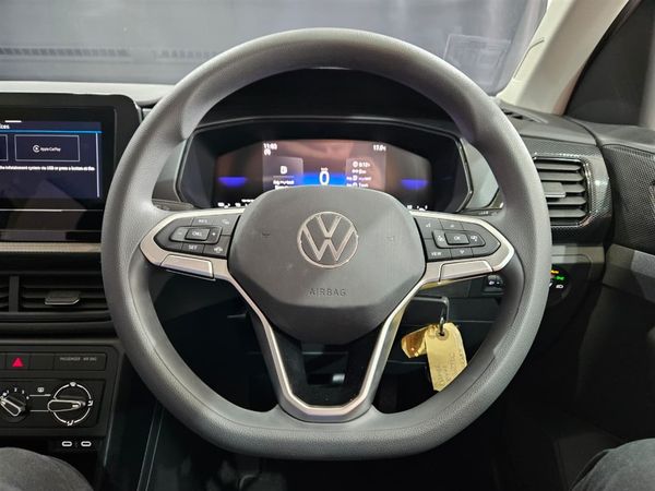 2025-Volkswagen-T-Cross-10-TSI-Auto image:15