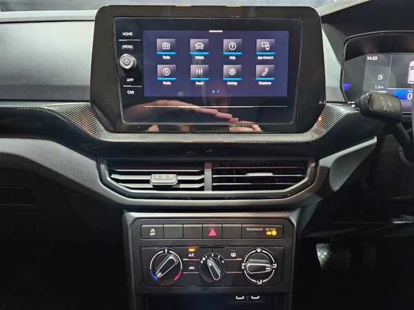 2025-Volkswagen-T-Cross-10-TSI-Auto image:10