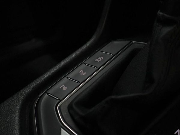 2019-Volkswagen-Tiguan-20-TSI-Highline-4Motion-Auto image:18