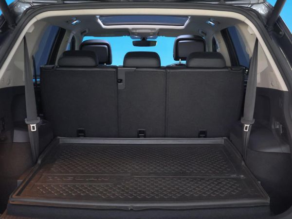 2019-Volkswagen-Tiguan-20-TSI-Highline-4Motion-Auto image:20