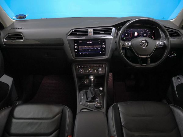 2019-Volkswagen-Tiguan-20-TSI-Highline-4Motion-Auto image:24