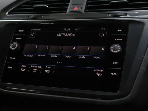 2019-Volkswagen-Tiguan-20-TSI-Highline-4Motion-Auto image:28