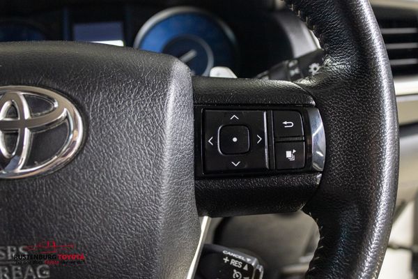 2021-Toyota-Fortuner-28-GD-6-Raised-Body-Auto image:9