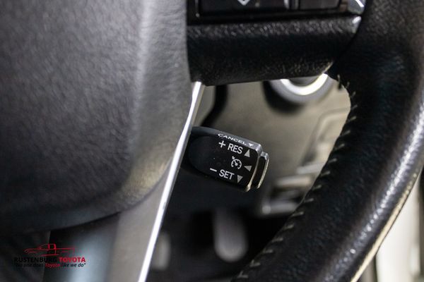 2021-Toyota-Fortuner-28-GD-6-Raised-Body-Auto image:12