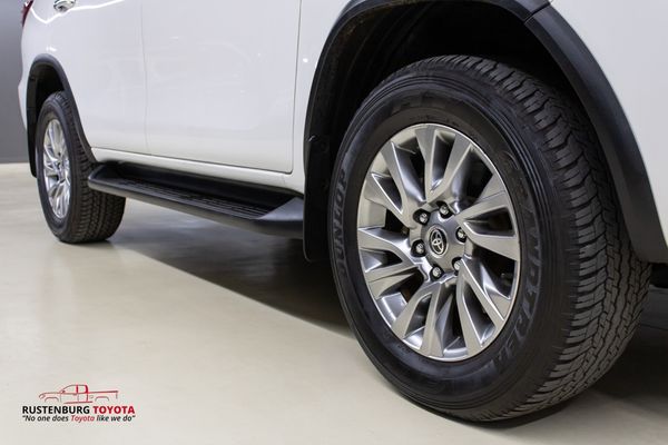 2021-Toyota-Fortuner-28-GD-6-Raised-Body-Auto image:23