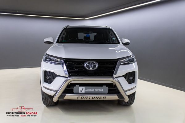 2021-Toyota-Fortuner-28-GD-6-Raised-Body-Auto image:3