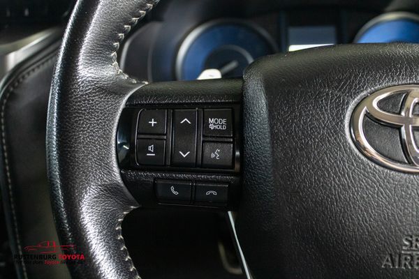 2021-Toyota-Fortuner-28-GD-6-Raised-Body-Auto image:8