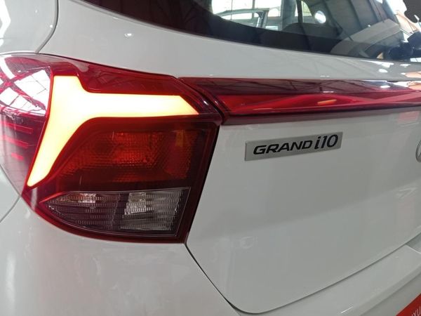 2025-Hyundai-Grand-i10-10-Motion image:15