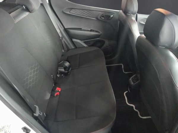 2025-Hyundai-Grand-i10-10-Motion image:11