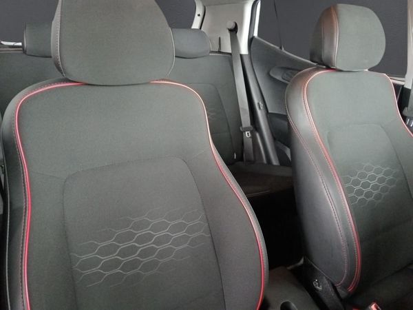 2025-Hyundai-Grand-i10-10-Motion image:12