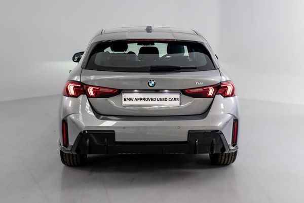 2025-BMW-1-Series-118-M-Sport-Auto image:4