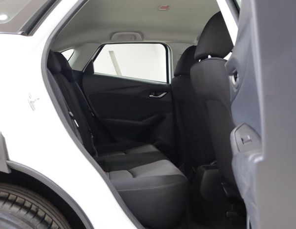 2016-Mazda-CX-3-20-Dynamic image:16