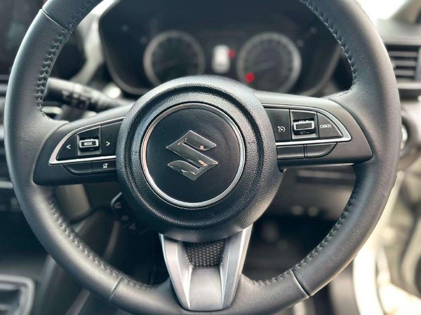 2026-Suzuki-Grand-Vitara-15-GL image:13