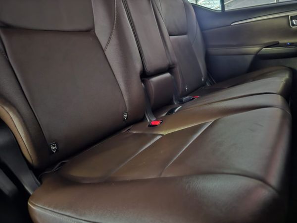 2019-Toyota-Fortuner-24-GD-6-4x4-Auto image:5