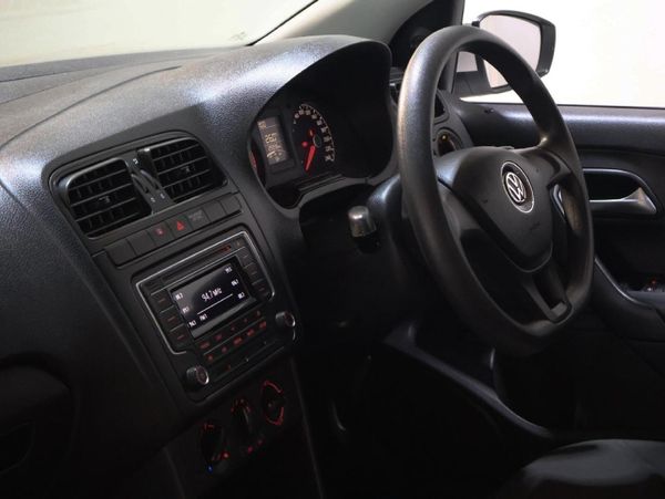 2019-Volkswagen-Polo-GP-14-Trendline image:12