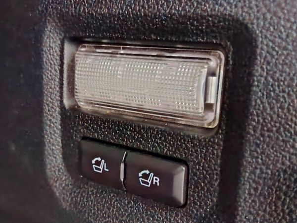 2024-Ford-Everest-30D-V6-Platinum-AWD-Auto image:5