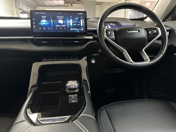 2023-Haval-H6-20T-Super-Luxury-4X4-Auto image:11
