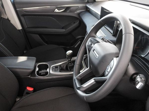 2026-Haval-Jolion-15T-City image:11