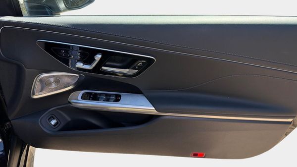 2026-Mercedes-Benz-CLE-200-Cabriolet image:16