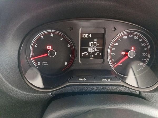 2025-Volkswagen-Polo-Vivo-16-Style image:12