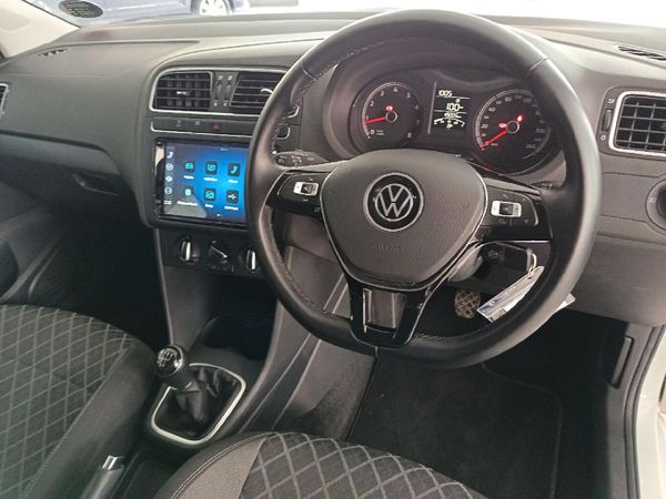 2025-Volkswagen-Polo-Vivo-16-Style image:16