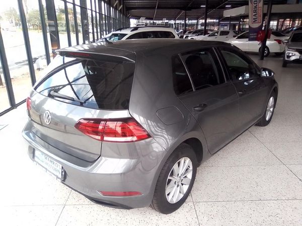 2019-Volkswagen-Golf-VII-10-TSI-Trendline image:3