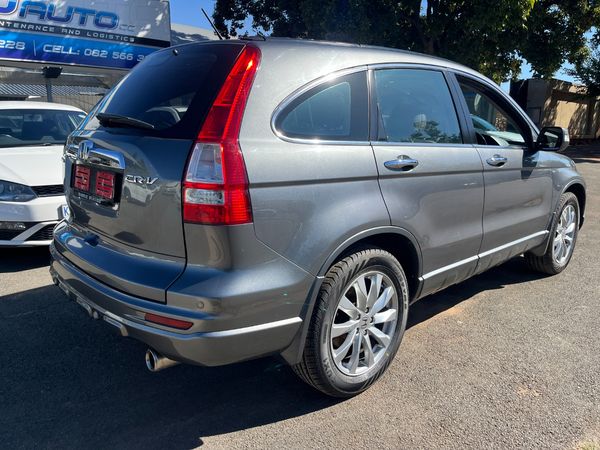 2010-Honda-CR-V-24-V-TEC-Elegance-Auto image:2