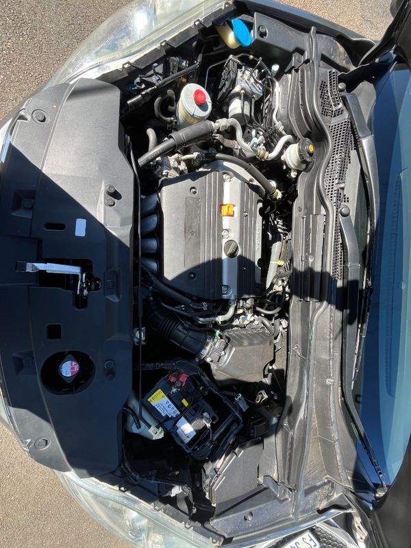 2010-Honda-CR-V-24-V-TEC-Elegance-Auto image:5
