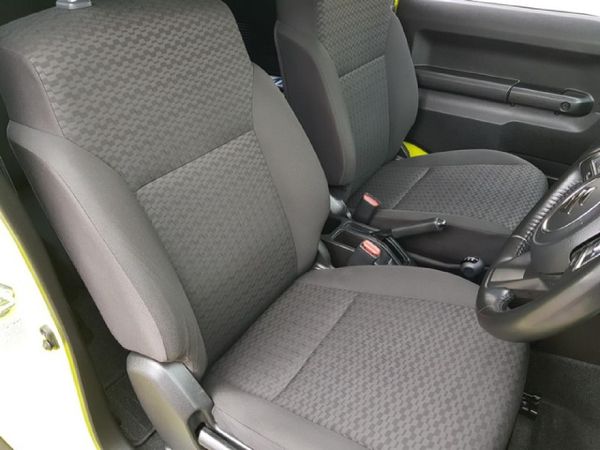 2020-Suzuki-Jimny-15-GLX-Auto image:16
