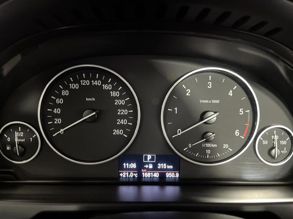 2015-BMW-X5-xDrive40d-M-Sport-Auto image:2