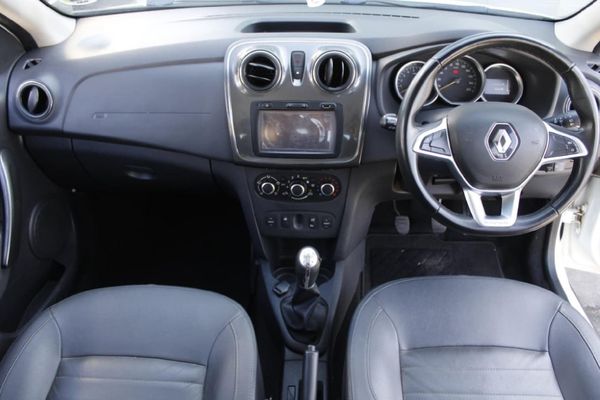 2018-Renault-Sandero-900T-Stepway-Dynamique image:10