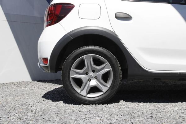 2018-Renault-Sandero-900T-Stepway-Dynamique image:6