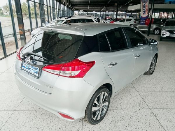 2020-Toyota-Yaris-15-XS-5-dr image:3