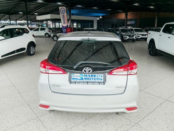 2020-Toyota-Yaris-15-XS-5-dr image:4