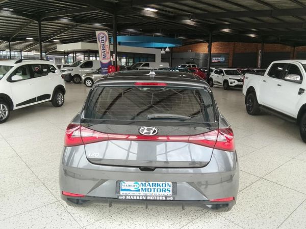 2021-Hyundai-i20-10-TGDI-Fluid image:3