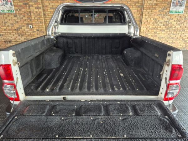 2012-Toyota-Hilux-30-D-4D-Raider-Raised-Body-Double-Cab image:10