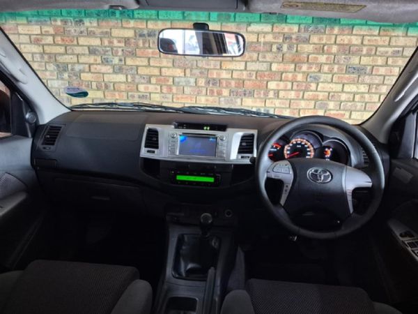 2012-Toyota-Hilux-30-D-4D-Raider-Raised-Body-Double-Cab image:17