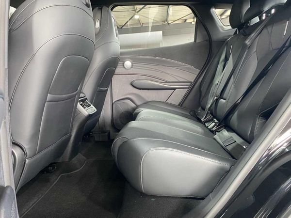 2026-Omoda-C7-16T-Luxury image:8
