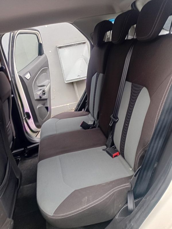 2016-Ford-EcoSport-15-TDCi-Trend image:10