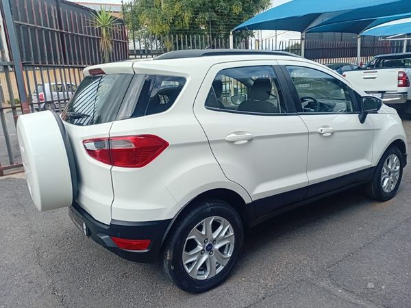 2016-Ford-EcoSport-15-TDCi-Trend image:5