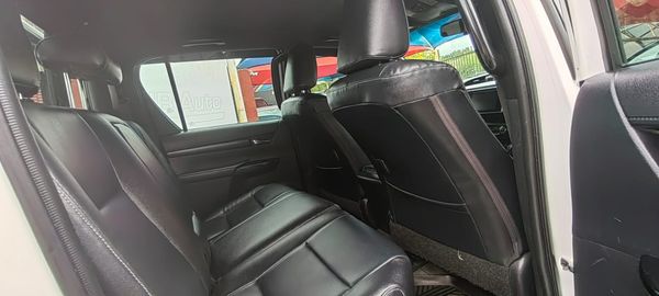 2016-Toyota-Hilux-28-GD-6-Raider-4x4-Double-Cab-Auto image:15