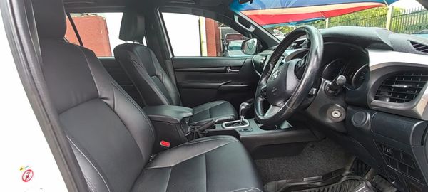 2016-Toyota-Hilux-28-GD-6-Raider-4x4-Double-Cab-Auto image:19