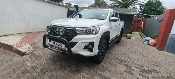 2016-Toyota-Hilux-28-GD-6-Raider-4x4-Double-Cab-Auto image:2